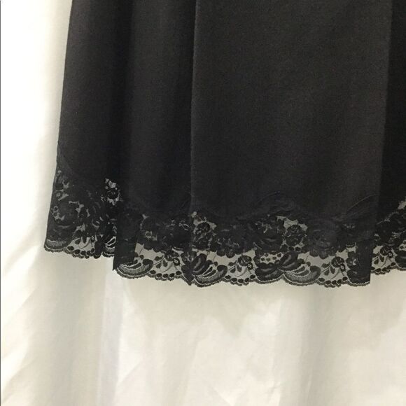 Petite S Black wool Aline skirt lace scalloped hem - Picture 7 of 8